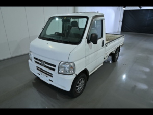 2008 Honda Acty Attack 4WD 5spd Ultra Low Gears in White — image 3