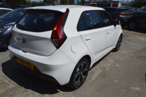 2021 MG Mg3 1.5 Vti-Tech Exclusive Nav in White — image 2
