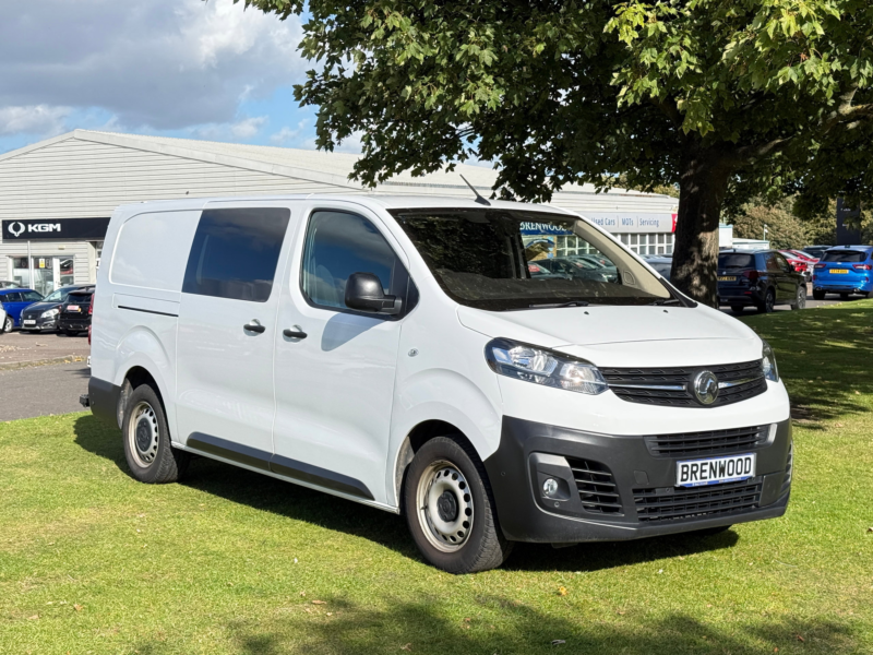 2022 Vauxhall Vivaro 1.5 Turbo D 2900 Dynamic Panel Van 6dr Diesel Manual L2 H1 Euro 6 (s/s) (100 Ps) in White — image 1