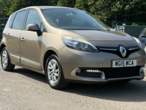 2015 Renault Scenic 1.5 Dci Energy Dynamique Tomtom MPV 5dr Diesel Manual Euro 5 (s/s) (110 Ps) in Beige — image 3
