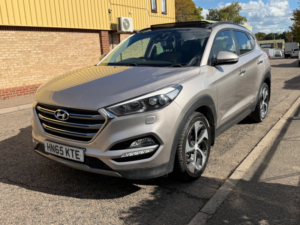 2015 Hyundai Tucson 2.0 Crdi Premium Se SUV 5dr Diesel Manual 4WD Euro 6 (185 Ps) in Beige — image 6
