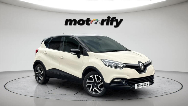 2014 Renault Captur 0.9 Tce Energy Dynamique S Medianav Euro 5 (s/s) 5dr in White — image 1