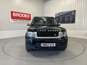 2012 Land Rover Discovery 4 3.0 Sd V6 Hse Luxury Auto 4WD Euro 5 5dr in Black — image 6