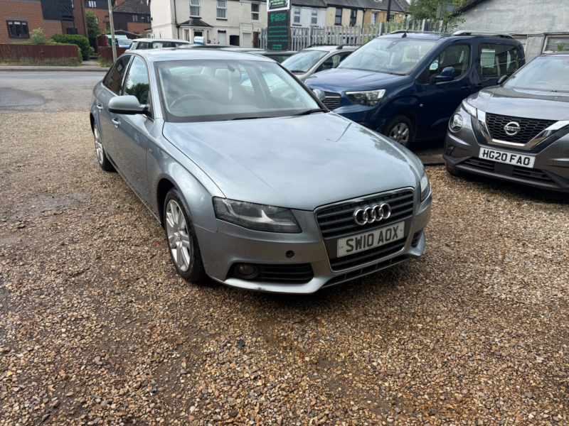 2010 Audi A4 2.0 Tdi Executive Se Saloon 4dr Diesel Manual Euro 4 (143 Ps) in Grey — image 1