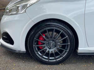 2017 Peugeot 208 1.6 Thp Gti Prestige Euro 6 (s/s) 3dr in White — image 4