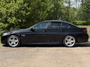 2016 BMW 5 Series 2.0 520d M Sport Saloon in Black — image 2
