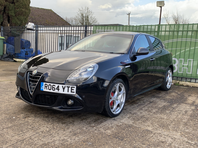 2014 Alfa Romeo Giulietta 1.4 Giulietta 1.4 Tb Multiair 170 Bhp Q.v. Line in Black — image 1