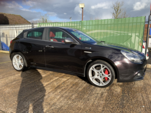 2014 Alfa Romeo Giulietta 1.4 Giulietta 1.4 Tb Multiair 170 Bhp Q.v. Line in Black — image 3