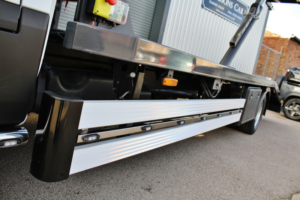 2022 Iveco Daily Prestige 12000 Winch With Remote And Cable Control in White — image 6