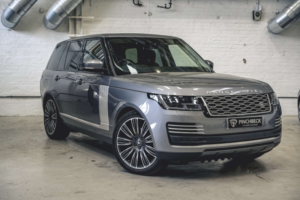 2019 Land Rover Range Rover 3.0 Range Rover Autobiography Sdv6 Auto 4WD 5dr in Grey — image 2