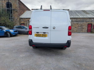 2021 Vauxhall Vivaro 1.5 Turbo D 2900 Edition L2 H1 Euro 6 (s/s) 5dr in White — image 4