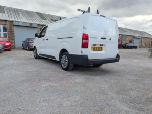 2021 Vauxhall Vivaro 1.5 Turbo D 2900 Edition L2 H1 Euro 6 (s/s) 5dr in White — image 5