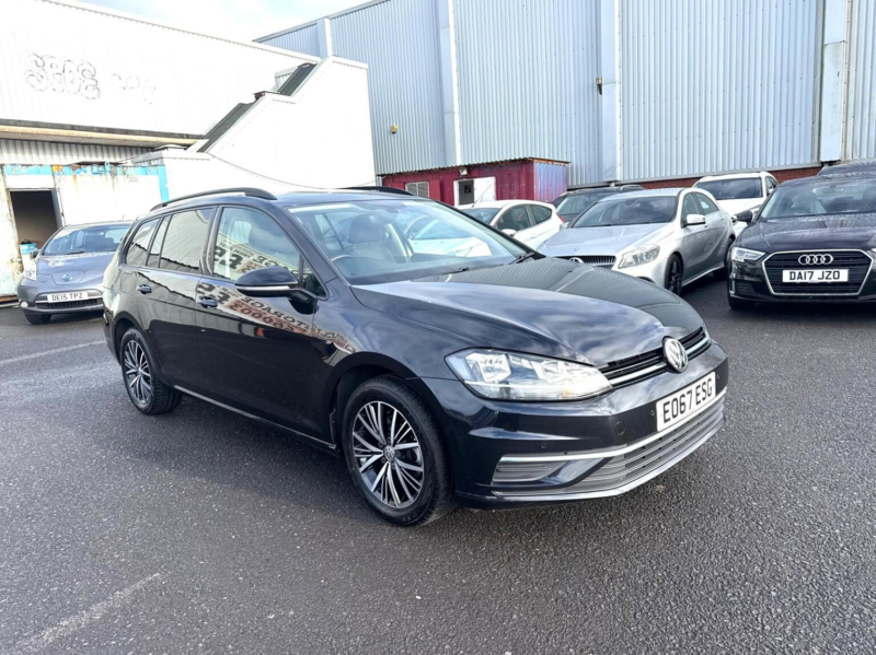 2017 Volkswagen Golf 1.6 Tdi Se Nav Euro 6 (s/s) 5dr in Black — image 1