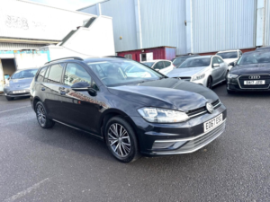 2017 Volkswagen Golf 1.6 Tdi Se Nav Euro 6 (s/s) 5dr in Black — image 2