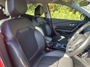 2018 Renault Kadjar 1.2 Dynamique S Nav Tce 130 in Red — image 3