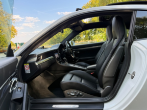 2017 Porsche 911 3.0 T 991 Carrera 4 in White — image 6