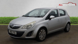 2011 Vauxhall Corsa 1.2 16v Excite Euro 5 5dr in Silver — image 2
