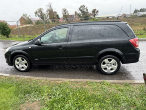 2012 Vauxhall Astra Van 1.7 Cdti 16v Sportive in Black — image 6