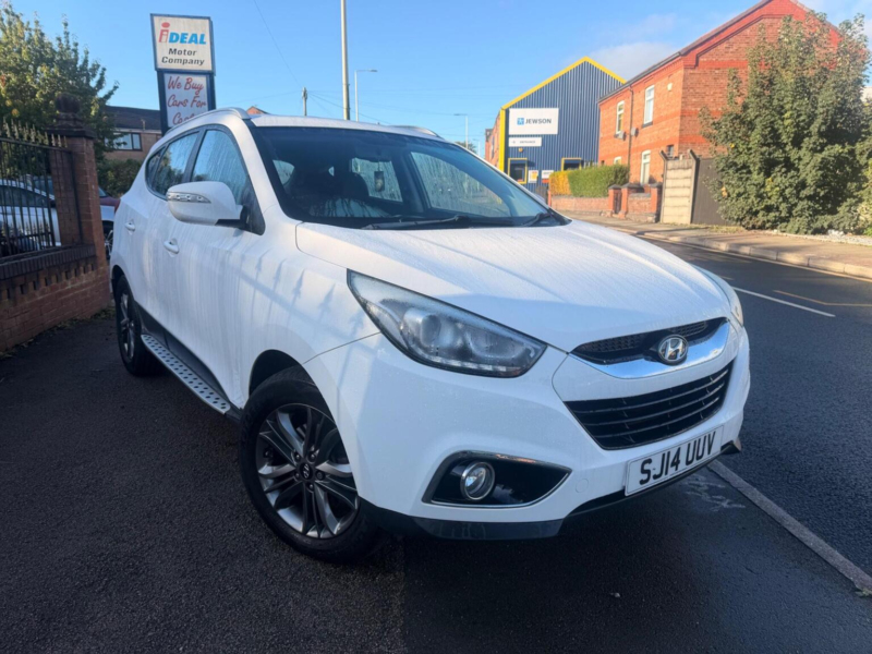 2014 Hyundai Ix35 2.0 Crdi Se Auto 4WD Euro 5 5dr (nav) in White — image 1