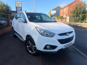 2014 Hyundai Ix35 2.0 Crdi Se Auto 4WD Euro 5 5dr (nav) in White — image 2