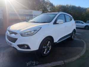 2014 Hyundai Ix35 2.0 Crdi Se Auto 4WD Euro 5 5dr (nav) in White — image 3