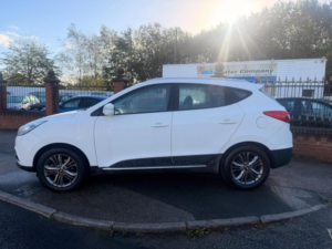 2014 Hyundai Ix35 2.0 Crdi Se Auto 4WD Euro 5 5dr (nav) in White — image 4