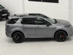 2021 Land Rover Discovery Sport 2.0 D200 Mhev R-Dynamic Hse in Grey — image 4