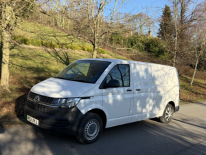 2021 Volkswagen E-Transporter E 110 37.3kwh in White — image 4