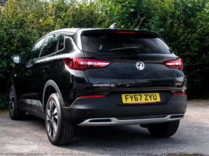 2018 Vauxhall Grandland X 1.2 Turbo Sport Nav Euro 6 (s/s) 5dr in Black — image 5