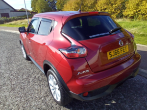 2016 Nissan Juke 1.2 Dig-T Tekna in Red — image 6