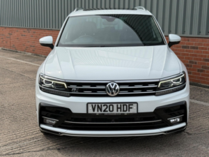2020 Volkswagen Tiguan 2.0 Tdi R-Line Tech DSG 4motion Euro 6 (s/s) 5dr in White — image 6