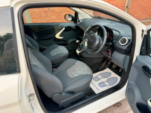 2011 Ford Ka 1.2 Edge Euro 5 (s/s) 3dr in White — image 6