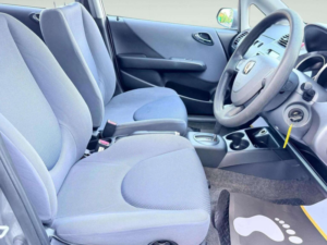 2004 Honda Jazz 1.4 I-Dsi Se CVT-7 5dr in Silver — image 6