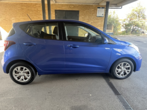 2019 Hyundai I10 1.0 I10 Se 1.0 My20 in Blue — image 4