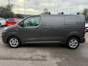 2022 Vauxhall Vivaro 2.0 Turbo D 3100 Elite L1 H1 Euro 6 (s/s) 6dr in Grey — image 4