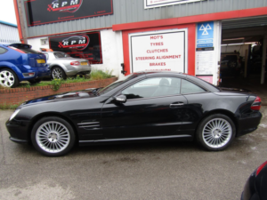 2002 Mercedes-Benz Sl Class Sl 500 Auto in Black — image 6
