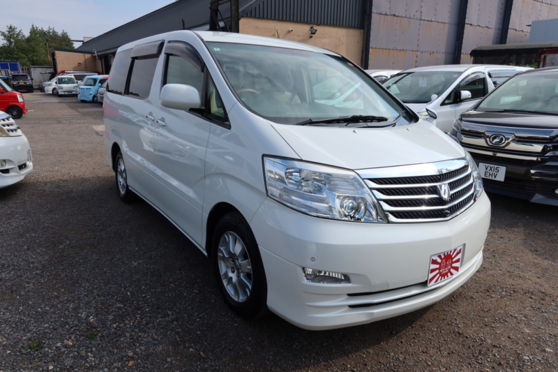 2006 Toyota Alphard 3.0 4WD Mz 7 Seats in White — image 1