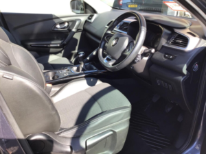 2016 Renault Kadjar 1.5 Dci Dynamique S Nav Euro 6 (s/s) 5dr in Grey — image 2