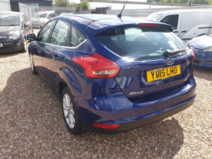 2015 Ford Focus 1.0 T Ecoboost Titanium in Blue — image 5