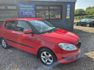 2012 Skoda Fabia 1.4 Mpi Se in Red — image 3