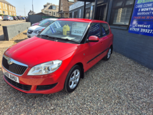 2012 Skoda Fabia 1.4 Mpi Se in Red — image 4