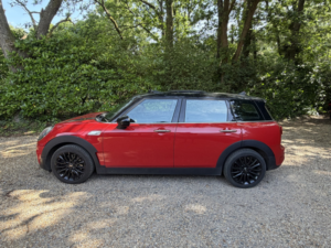 2017 MINI Clubman 2.0 Clubman Cooper S in Red — image 4
