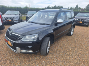 2015 Skoda Yeti 1.2 Tsi S Outdoor Euro 6 (s/s) 5dr in Black — image 5