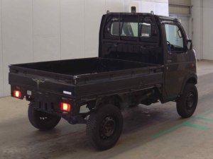 2002 Suzuki Carry 660cc 4WD Pickup Truck in Black — image 2
