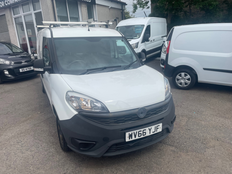 2016 Fiat Doblo 1.6 Jtd Multijet 16v Panel Van 4dr Diesel Manual L1 H1 (137 G/km, 105 Bhp) in White — image 1