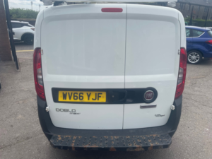 2016 Fiat Doblo 1.6 Jtd Multijet 16v Panel Van 4dr Diesel Manual L1 H1 (137 G/km, 105 Bhp) in White — image 3