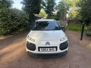 2014 Citroen C4 Cactus 1.2 Puretech Feel in White — image 2