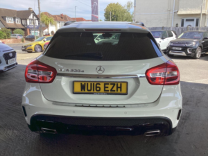 2016 Mercedes-Benz Gla 2.1 Gla200d Amg Line (executive) Euro 6 (s/s) 5dr in White — image 6