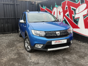 2017 Dacia Sandero Stepway 0.9 Tce Ambiance Hatchback 5dr Petrol Manual Euro 6 (s/s) (90 Ps) in Blue — image 3