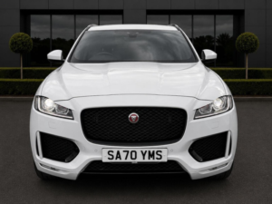 2020 Jaguar F-Pace 2.0 D180 Chequered Flag Auto AWD Euro 6 (s/s) 5dr in White — image 2